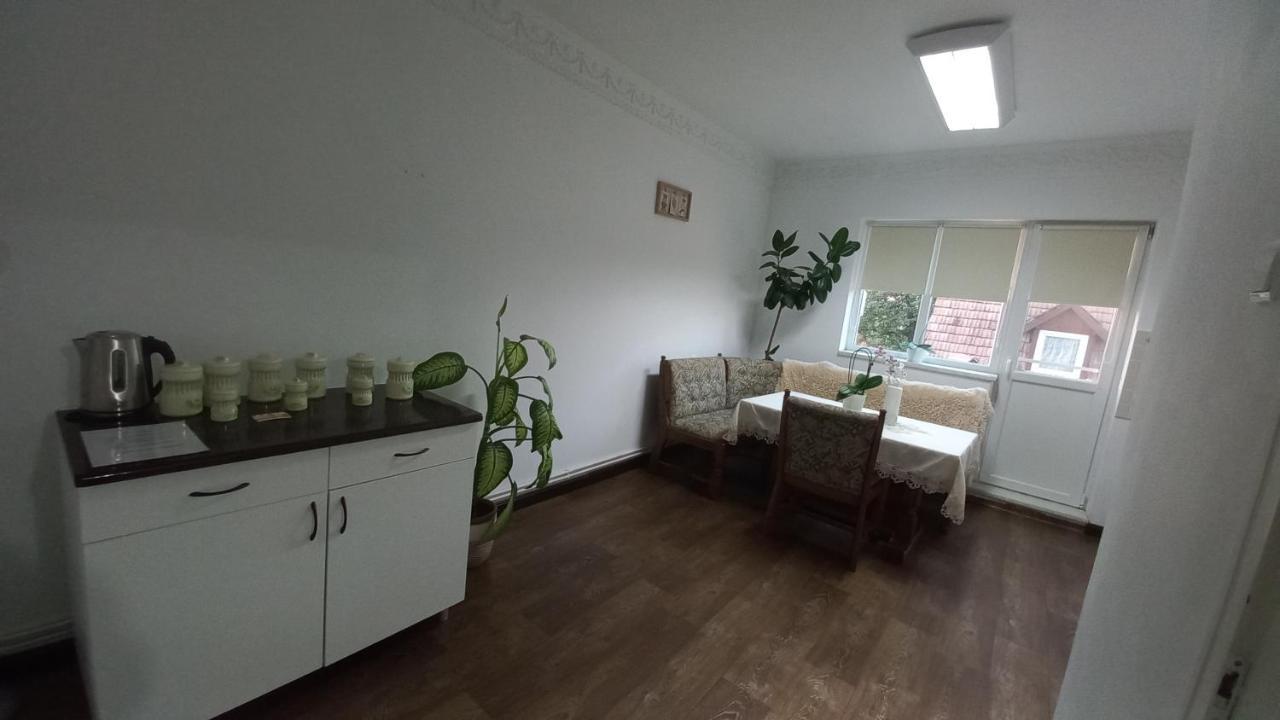 Dove Apartment Sibiu Exterior photo